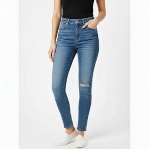 *GAP Blue Distressed Slim Jeans – Size 26 Petite